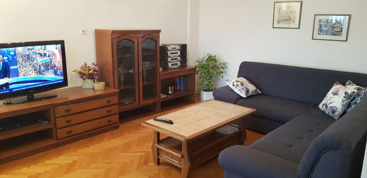פלוצ'ה Apartman "Lara" מראה חיצוני תמונה