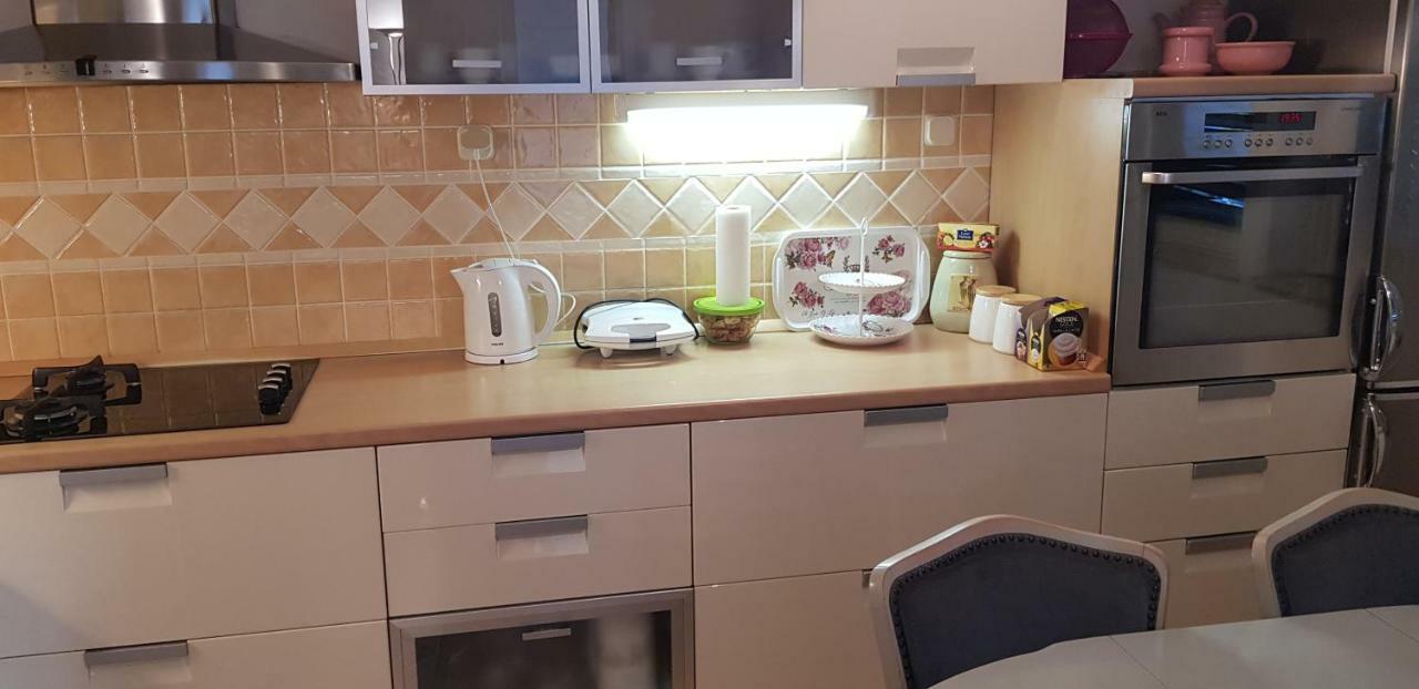 פלוצ'ה Apartman "Lara" מראה חיצוני תמונה